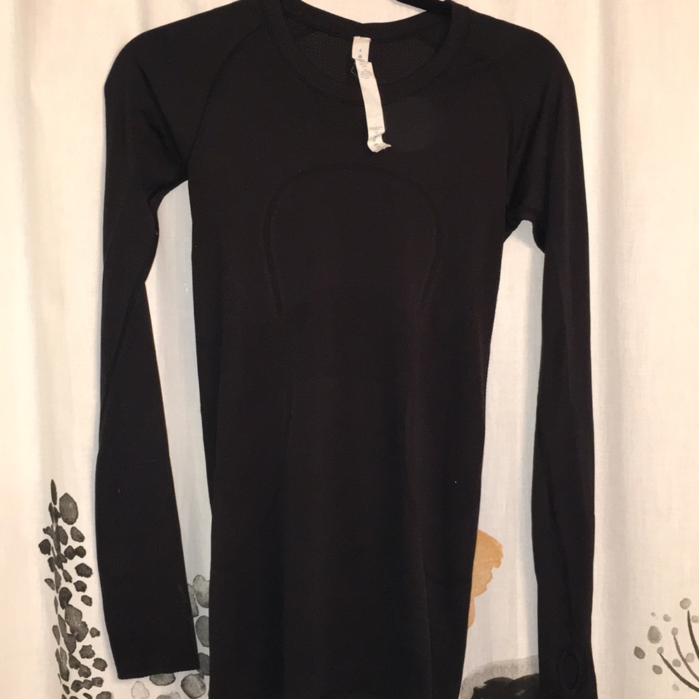 Lulu Lemon long sleeve